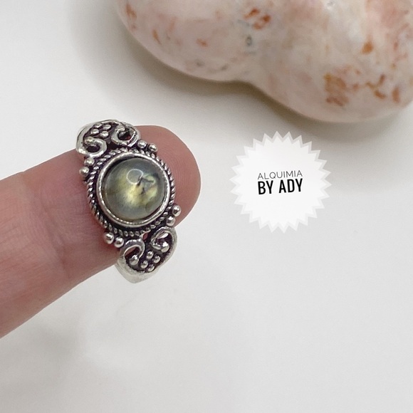 Silver gemstone ring labradorite - Picture 1 of 3